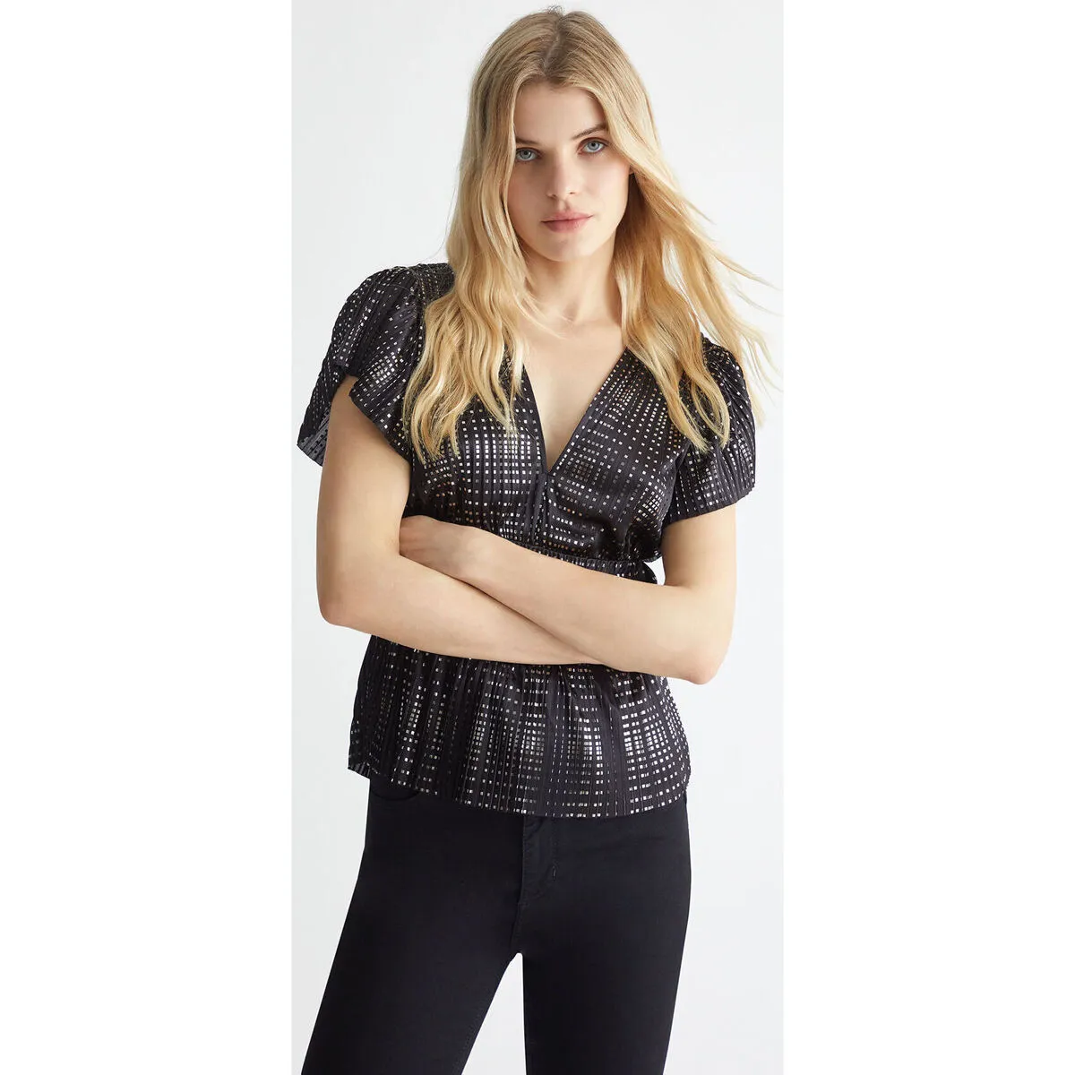 Blusa laminada con strass