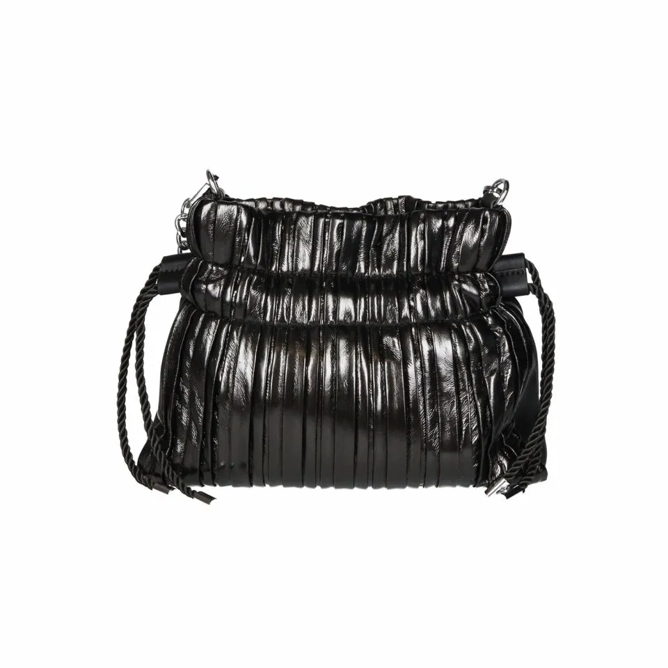 Bolso Plano Negro Metalizado Plisado Asa Cadena