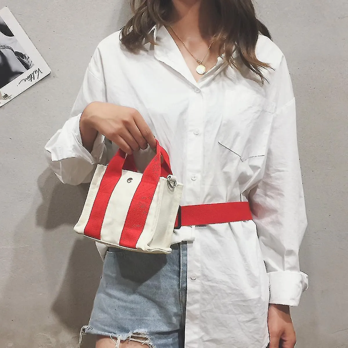 Bolso rojo y blanco para mujeres's Nuevo bolso cuadrado de lona de doble propósito Versión coreana Color de contraste Bolso 