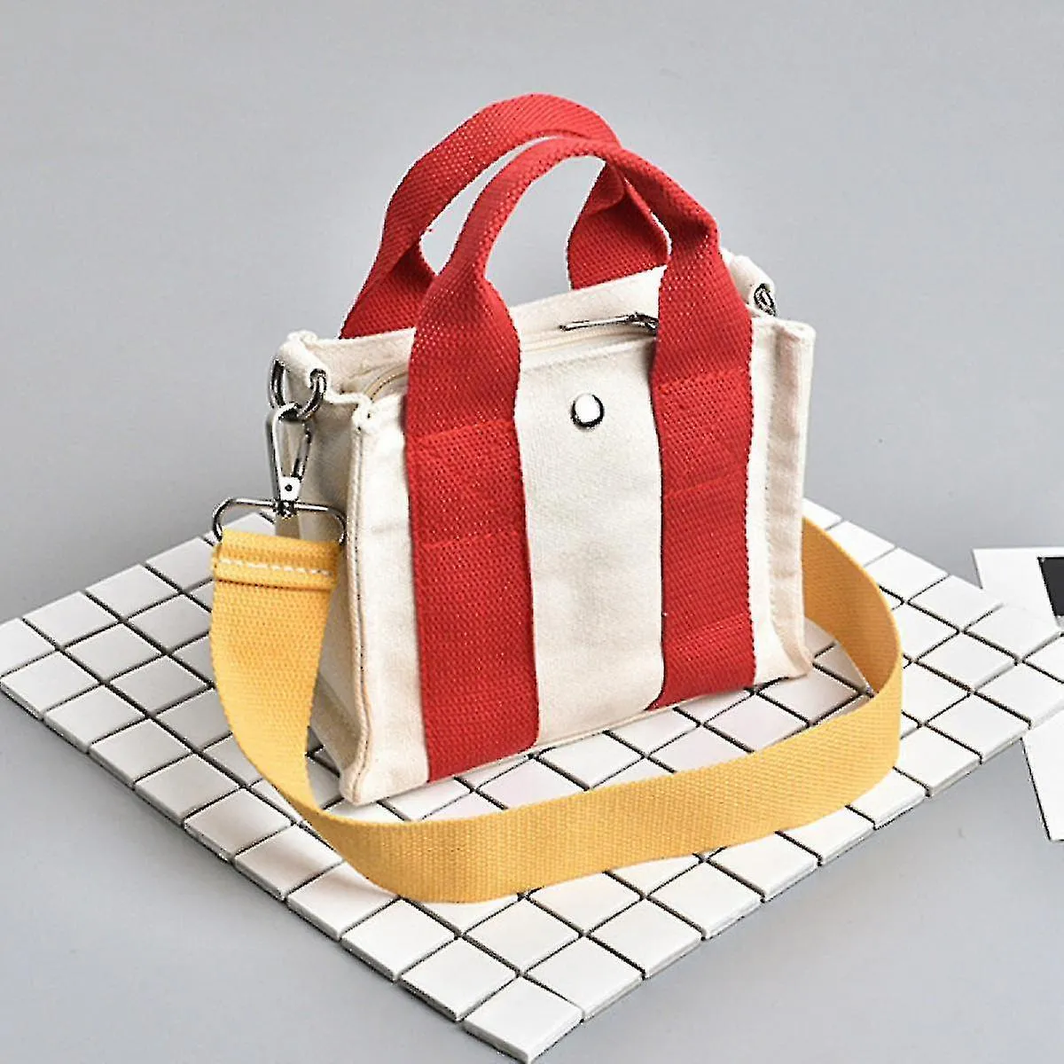Bolso rojo y blanco para mujeres's Nuevo bolso cuadrado de lona de doble propósito Versión coreana Color de contraste Bolso 