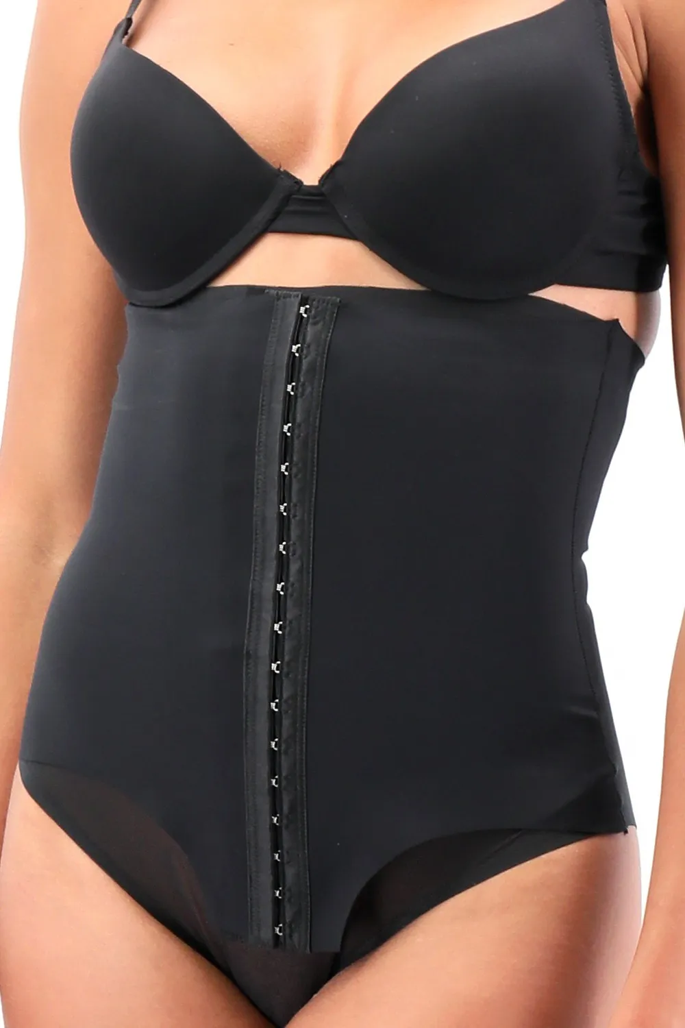 Bragas negras para una silueta perfecta