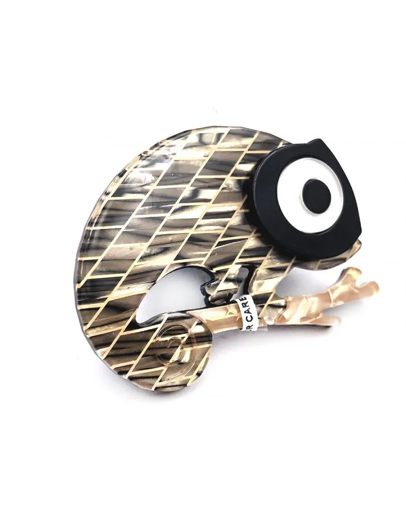 BROCHES MUJER DE CAMALEON COLOR CAREY QUEDA PRECIOSO Y ACTUAL