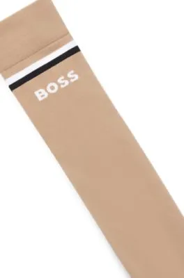 Calcetines de equitación con rayas y logo de la marca