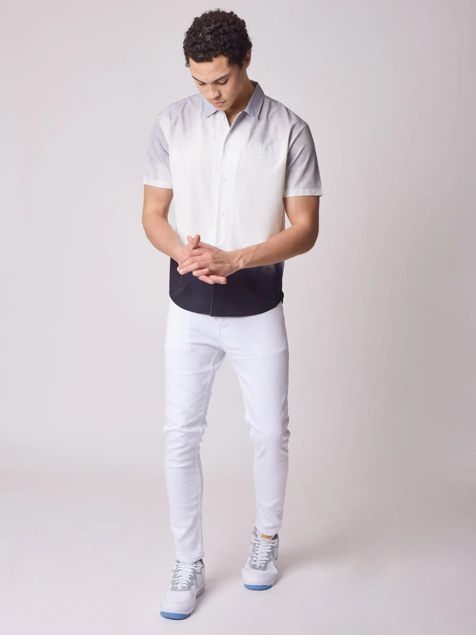 Camisa con triple logotipo