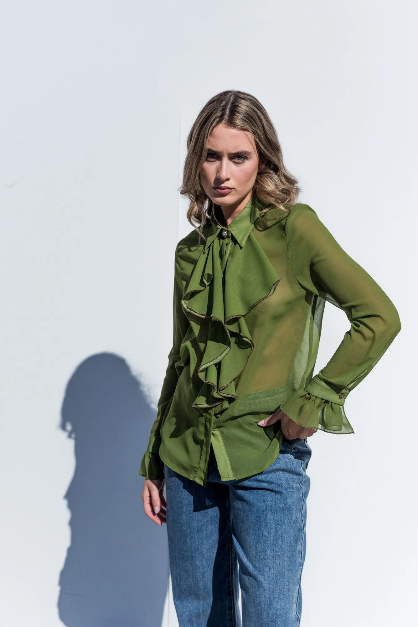 Camisa de gasa con volantes mujer semitransparente color verde