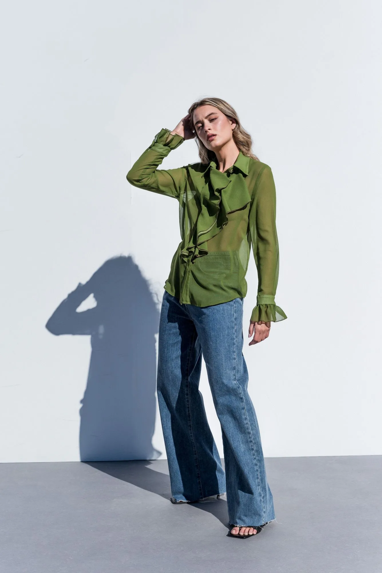 Camisa de gasa con volantes mujer semitransparente color verde