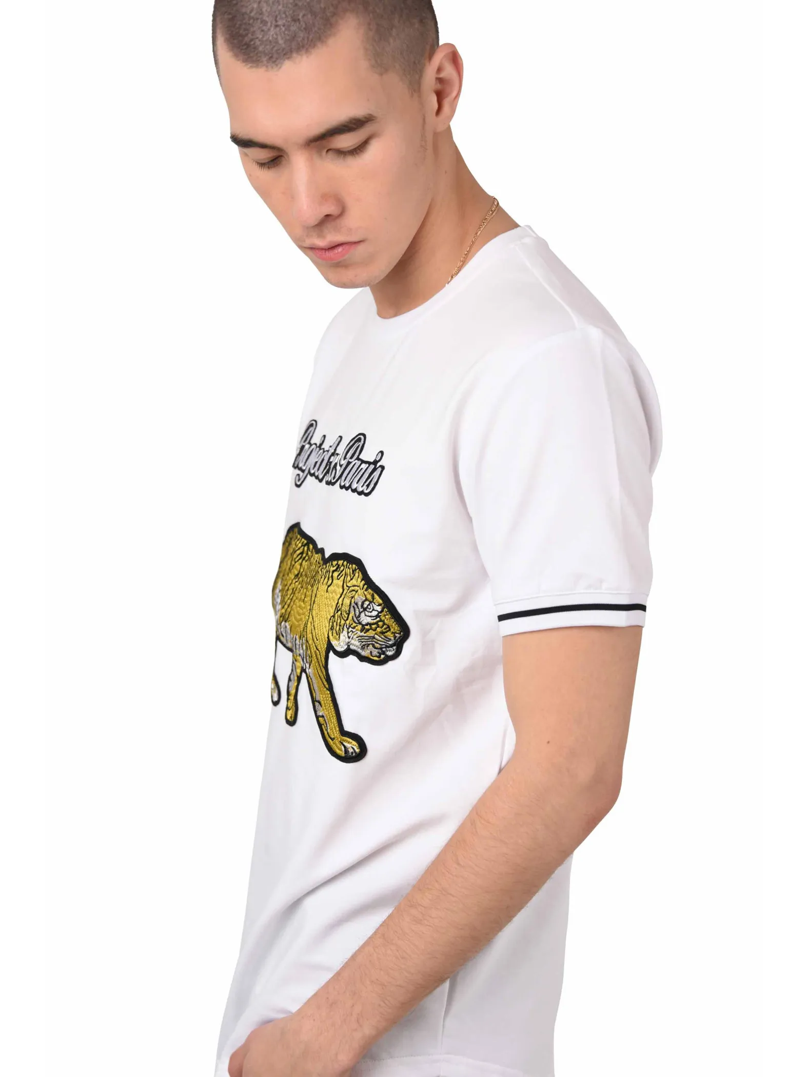 Camiseta con parche de tigre