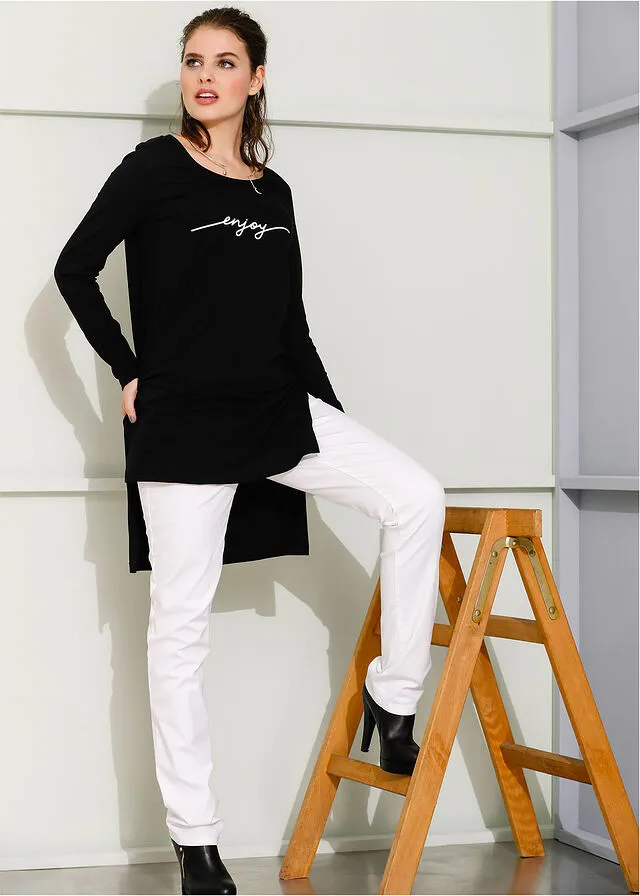 CAMISETA LARGA CON ABERTURAS Y ESTAMPADO NEGROBLANCO