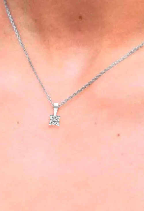 COLGANTE ORO BLANCO 18K CON DIAMANTE 243_ETTAAEPI