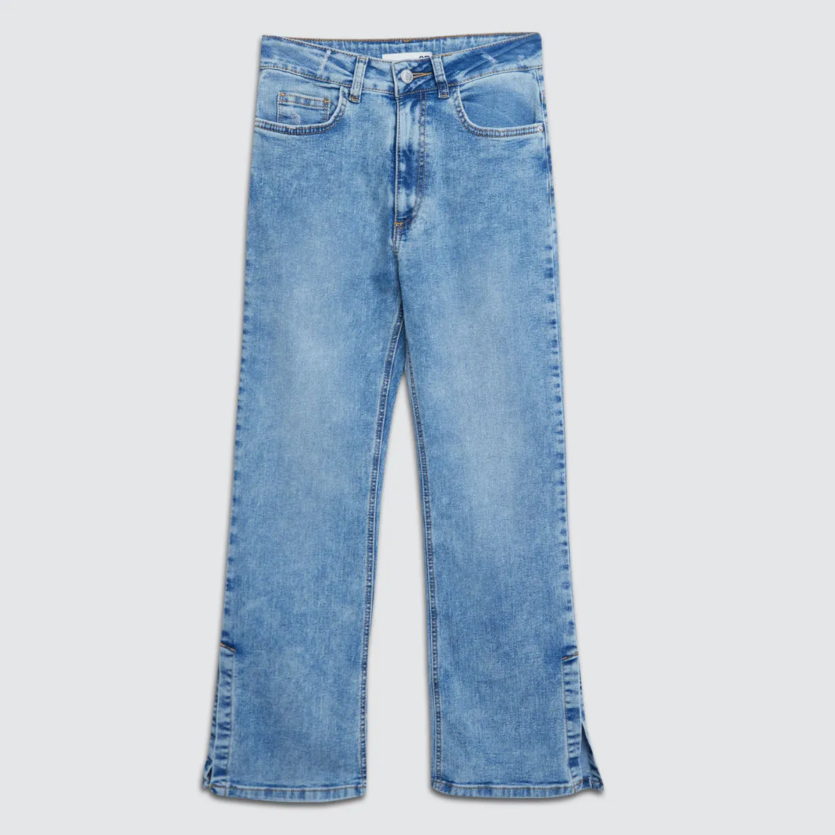 Jean Cropped Flare Con Aberturas