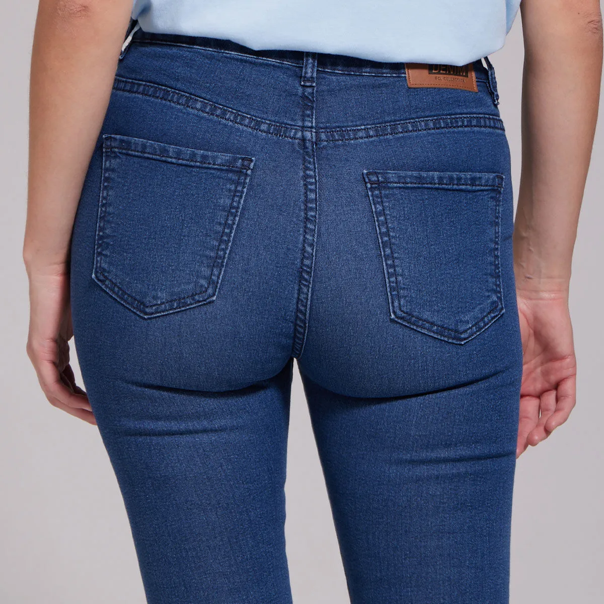 Jean Skinny Con Bolsillos
