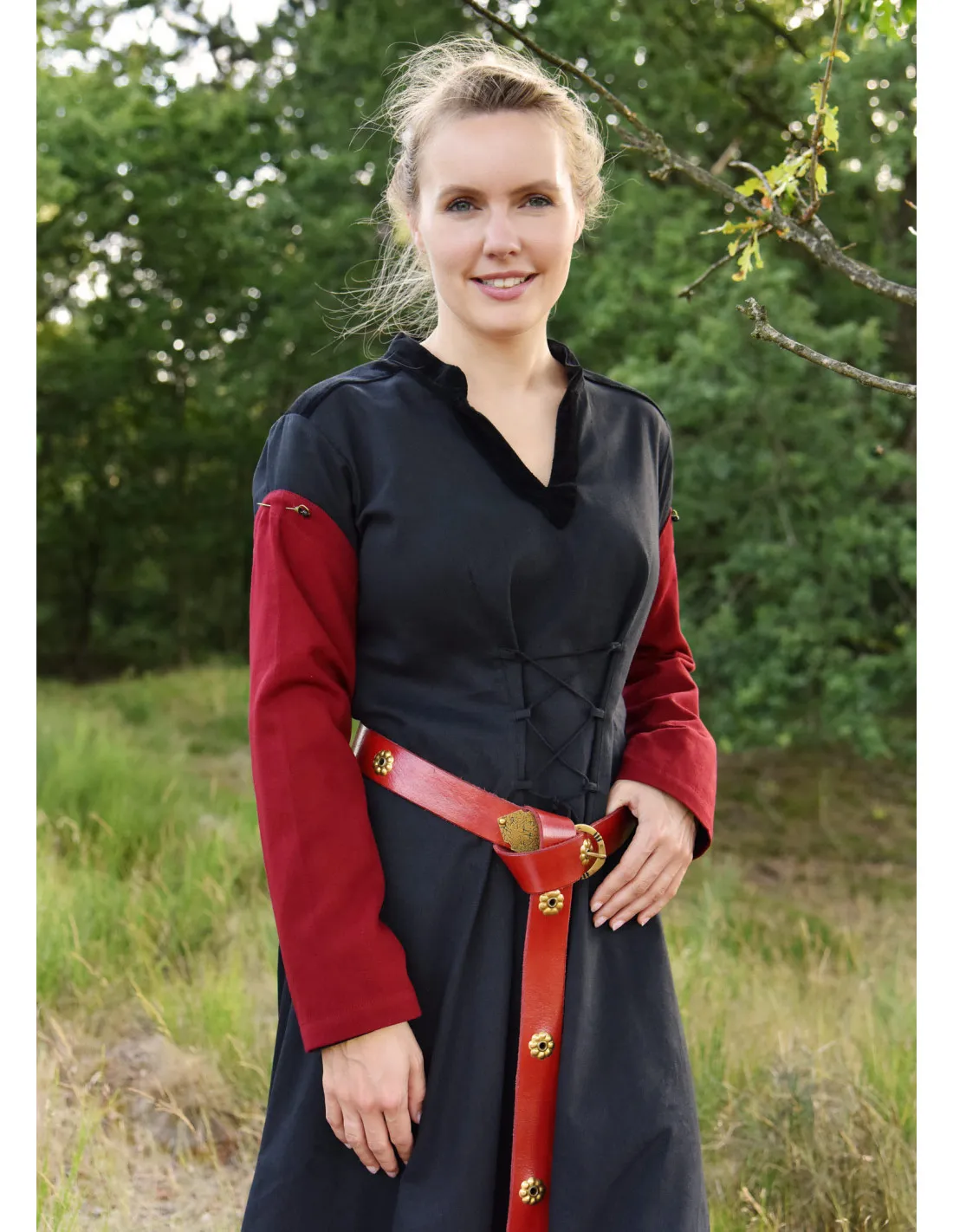 Mangas vestido medieval con alfileres, rojo vino tinto