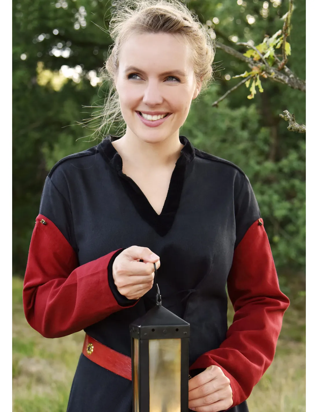 Mangas vestido medieval con alfileres, rojo vino tinto
