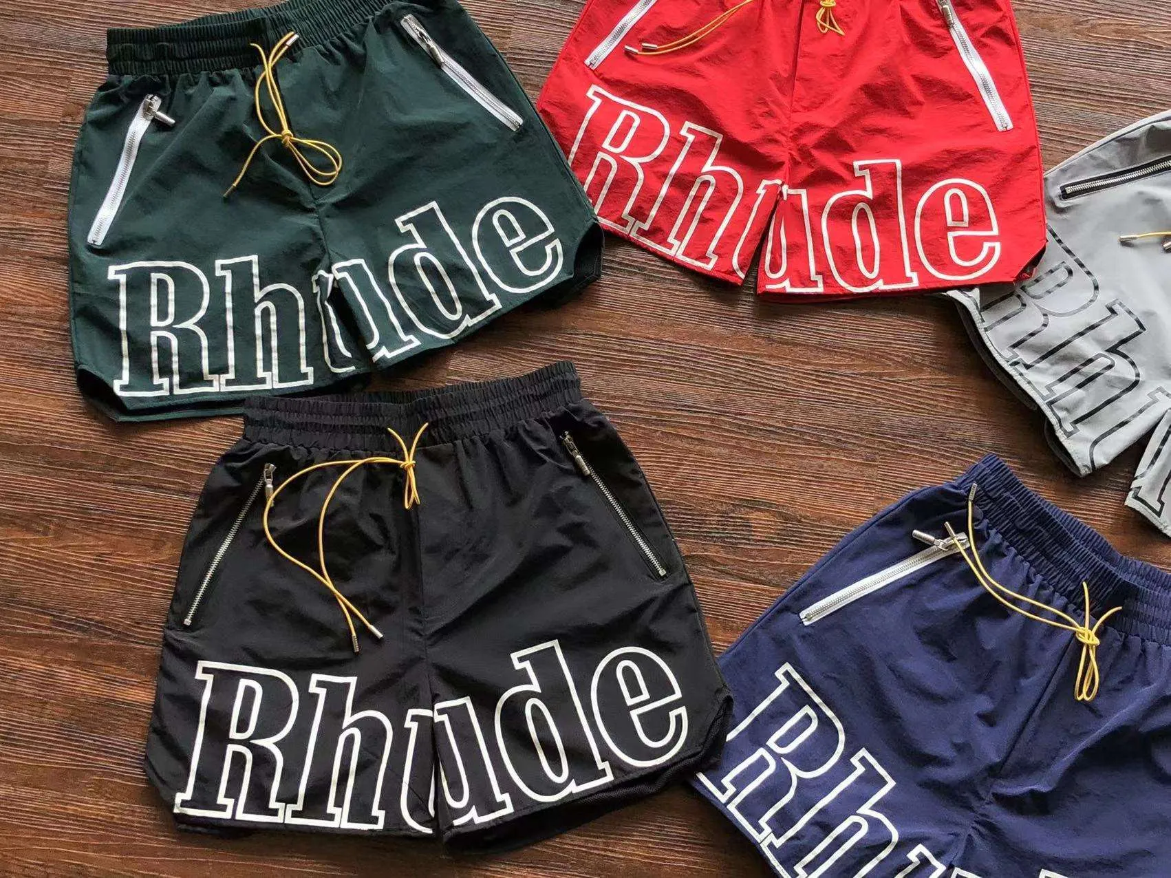 Pantalones Cortos Rhude