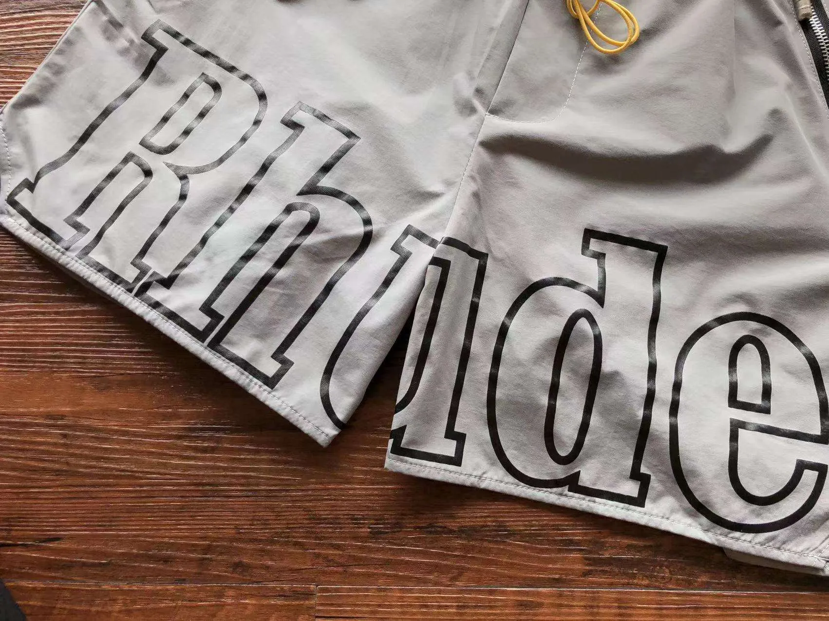 Pantalones Cortos Rhude