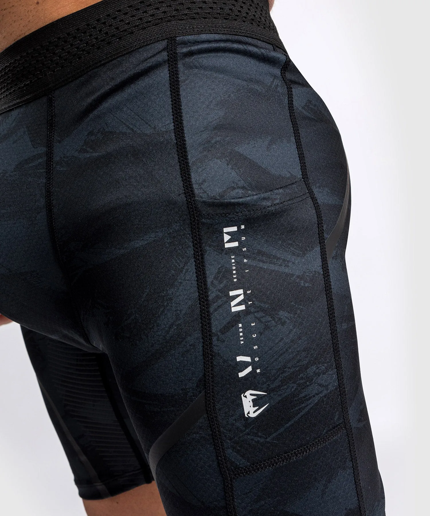 PANTALONES CORTOS VALE TUDO VENUM ELECTRON 3.0  NEGRO