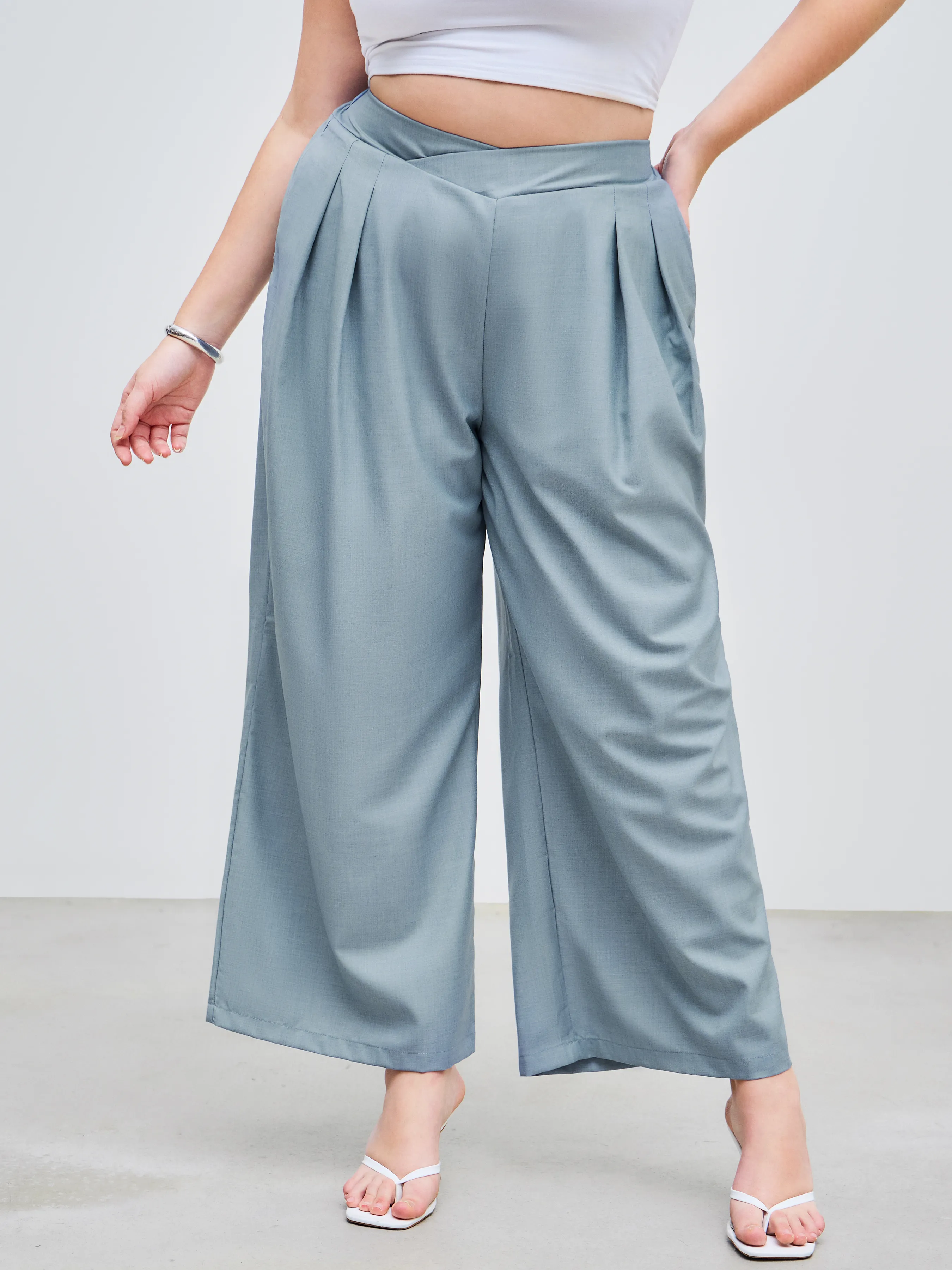 Pantalón Ancho Plisado con Bolsillos de Tiro Medio Curvy