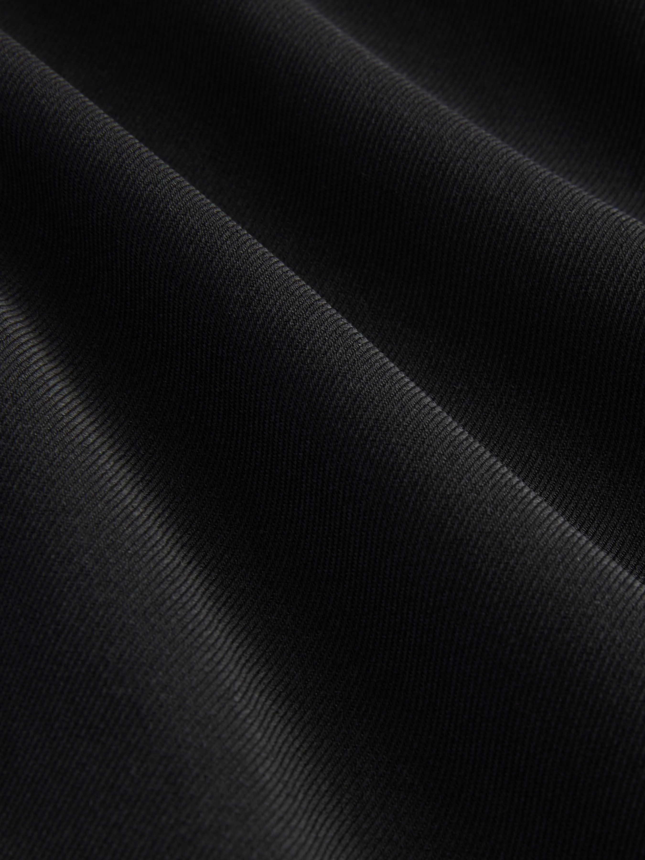  Pantalón Corto Plisado con Cinturón