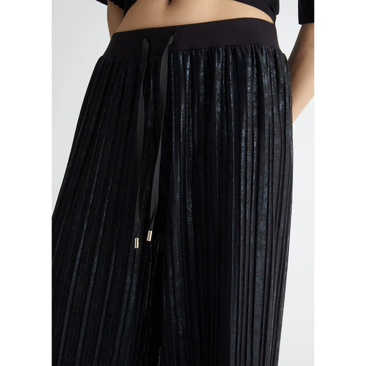 Pantalón largo plisado