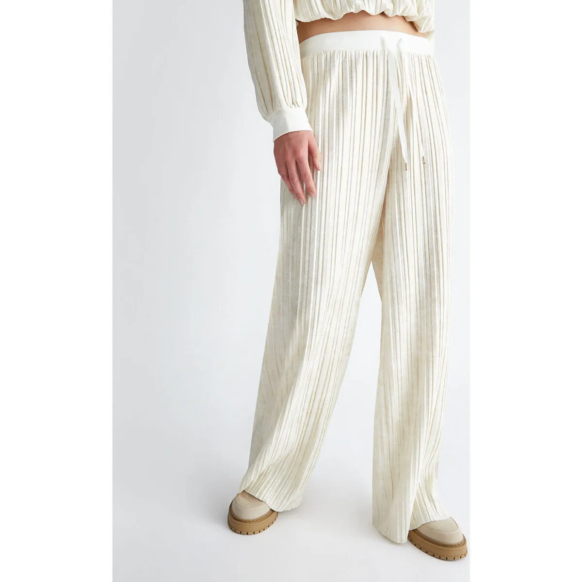 Pantalón plisado