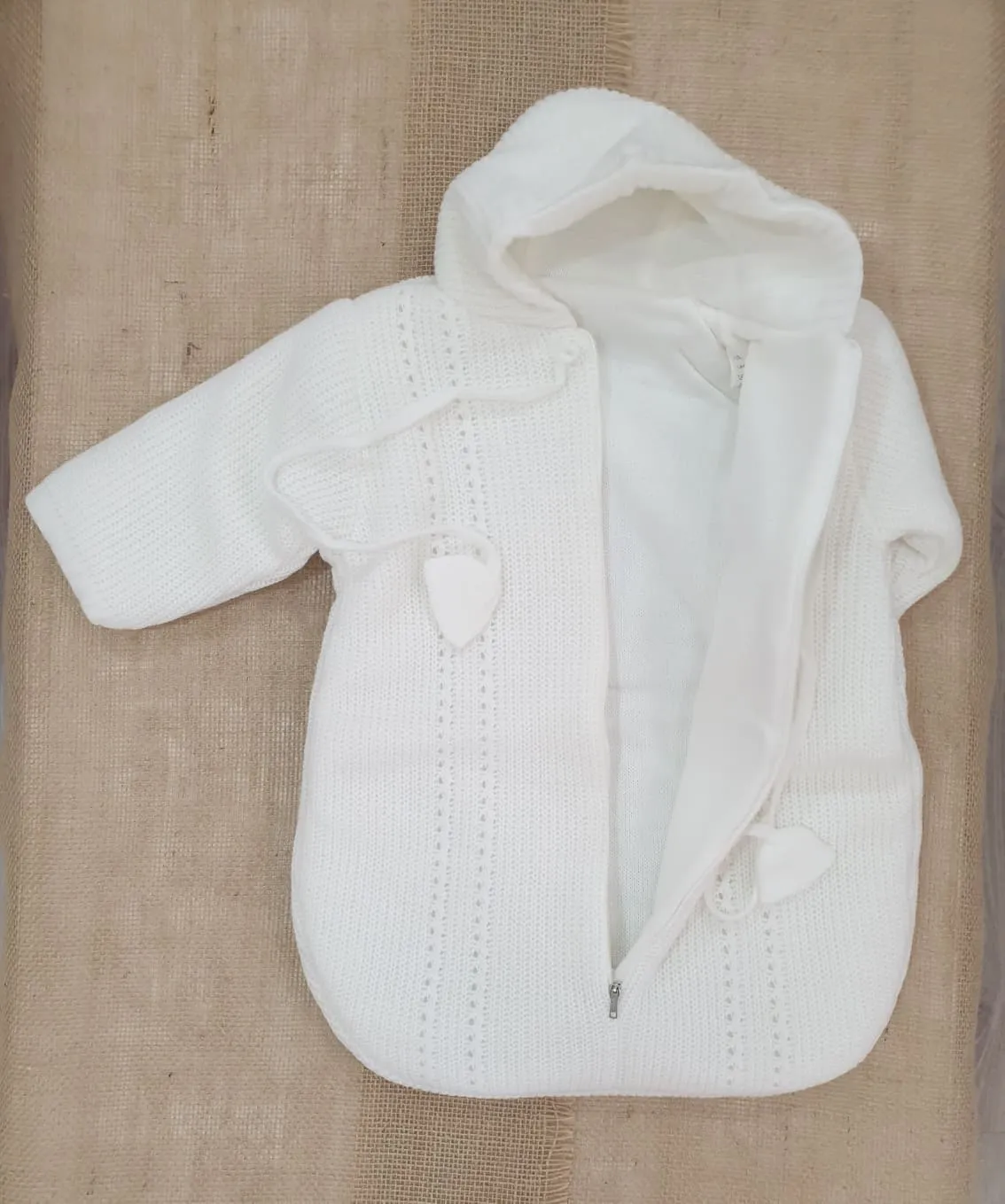 Saco bebé punto con mangas P270001 Blanco roto
