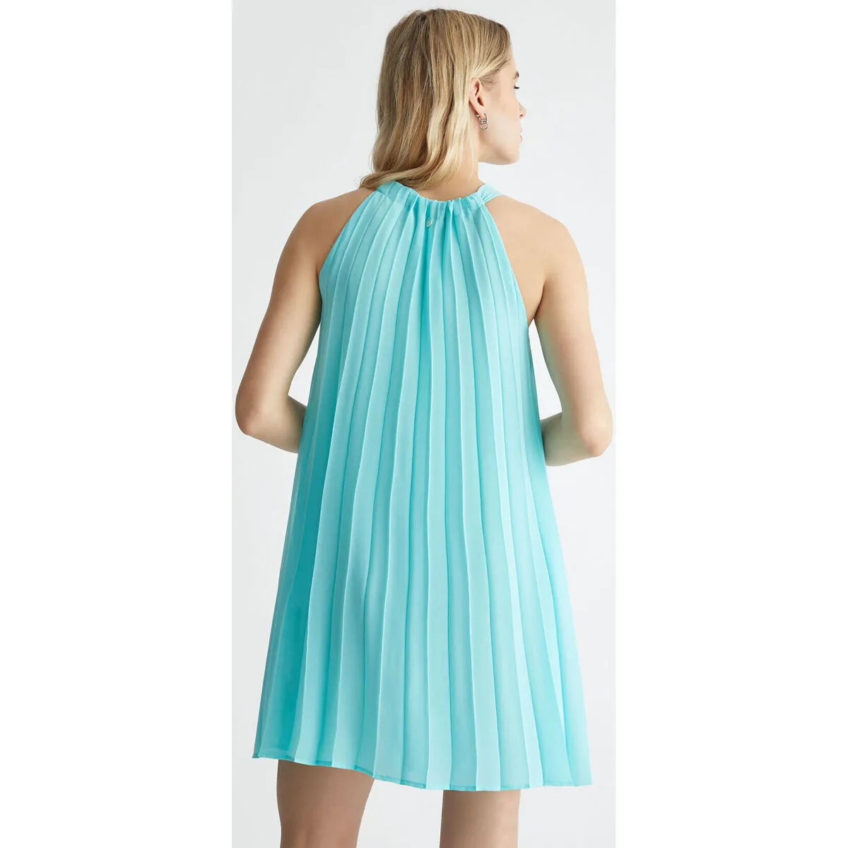 Vestido corto plisado verde agua