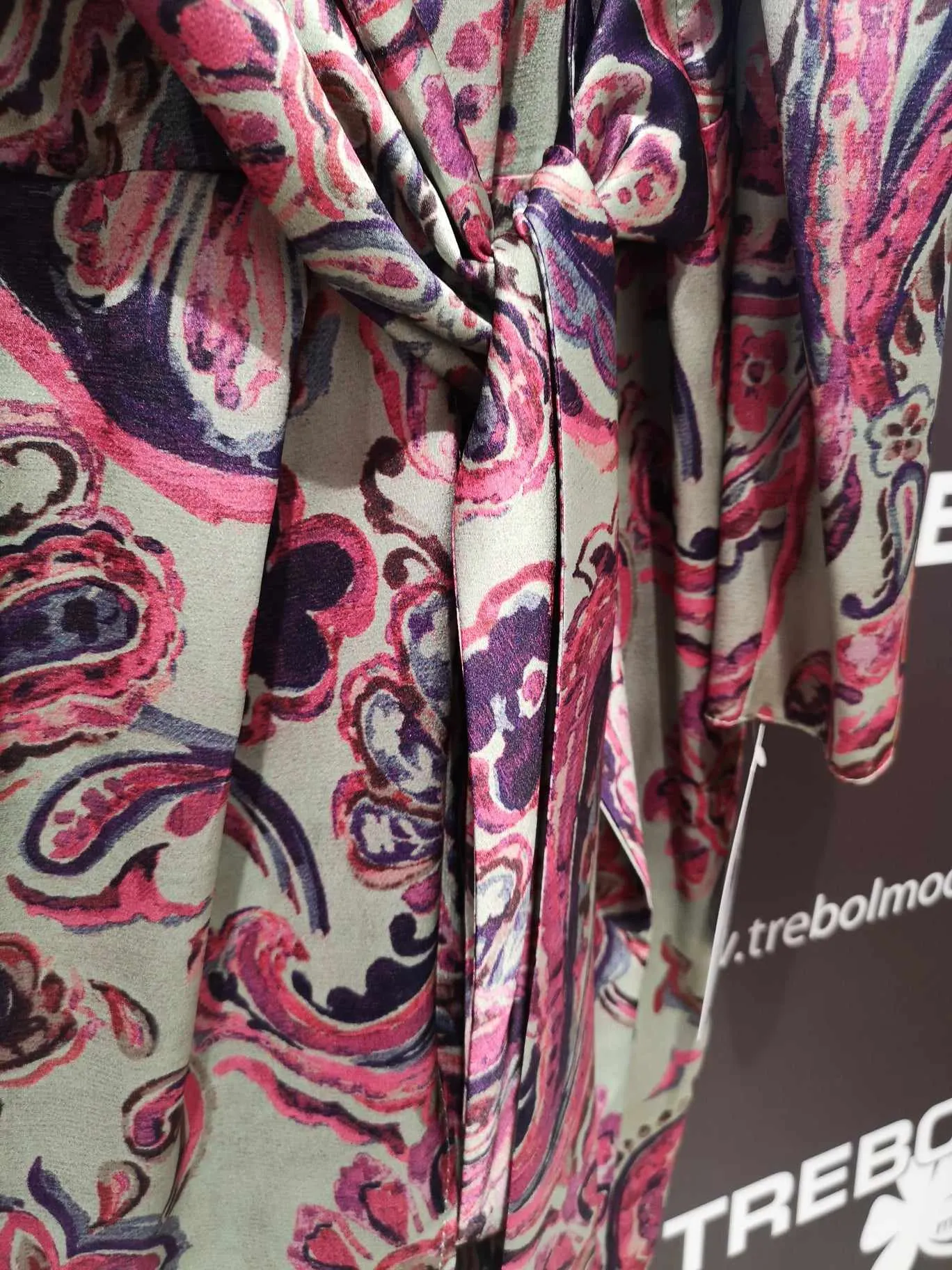 Vestido estampado paisley