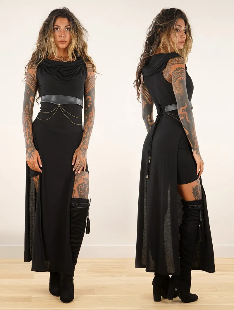Vestido largo con aberturas 
