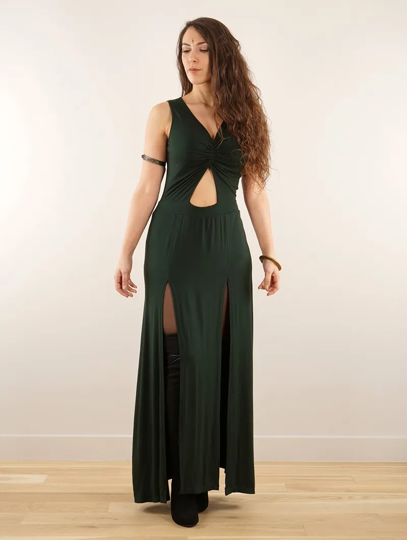 Vestido largo sin mangas con abertura 