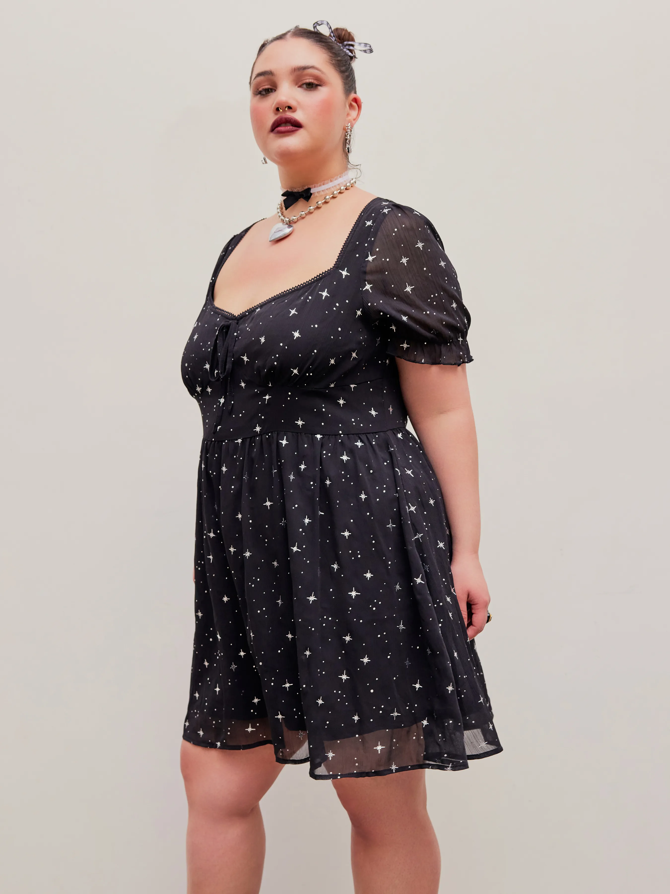 Vestido Midi con Volantes y Estampado de Copos de Nieve Curvy