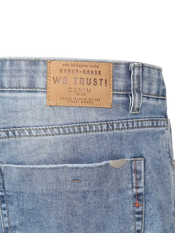 Y.Two pantalones cortos de mezclilla para hombres