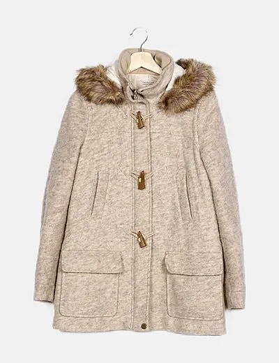 Zara Trenca beige de paño con gorro de pelo
